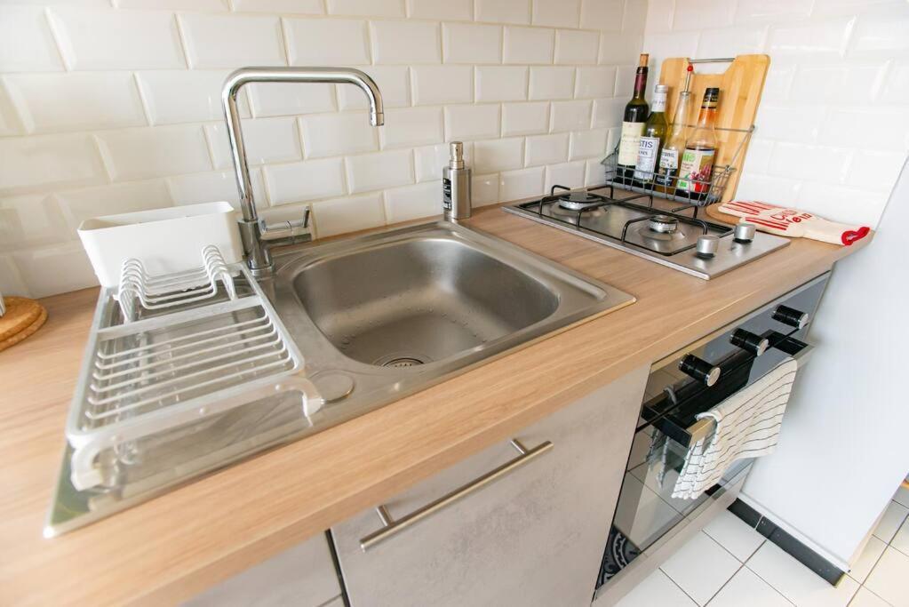 Apartment With Balcony Paris