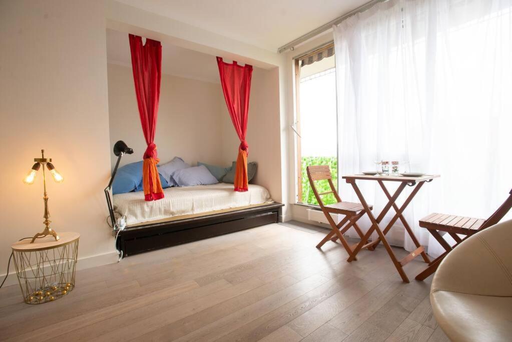 Apartment With Balcony